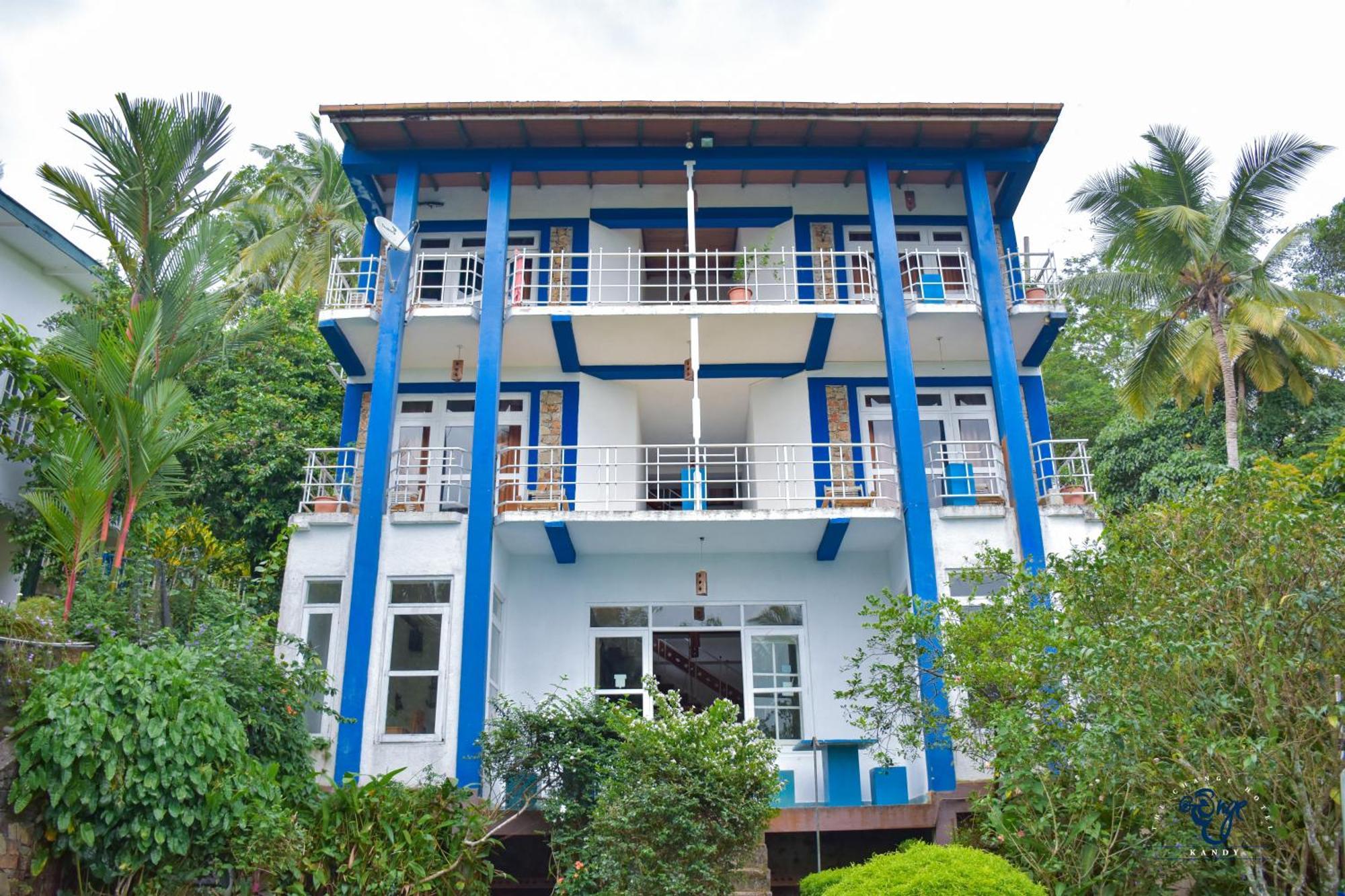 The Change Hotel Kandy Exterior foto