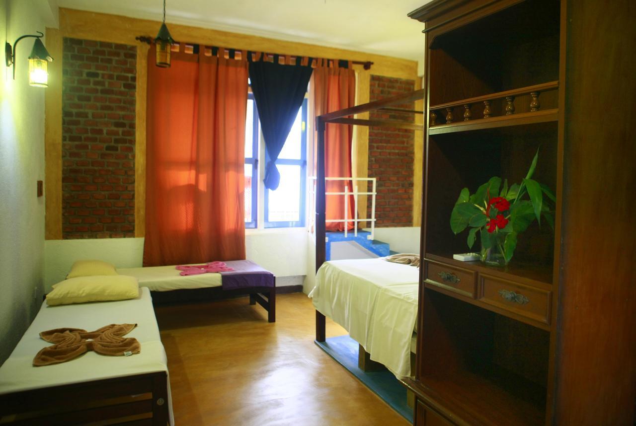 The Change Hotel Kandy Exterior foto