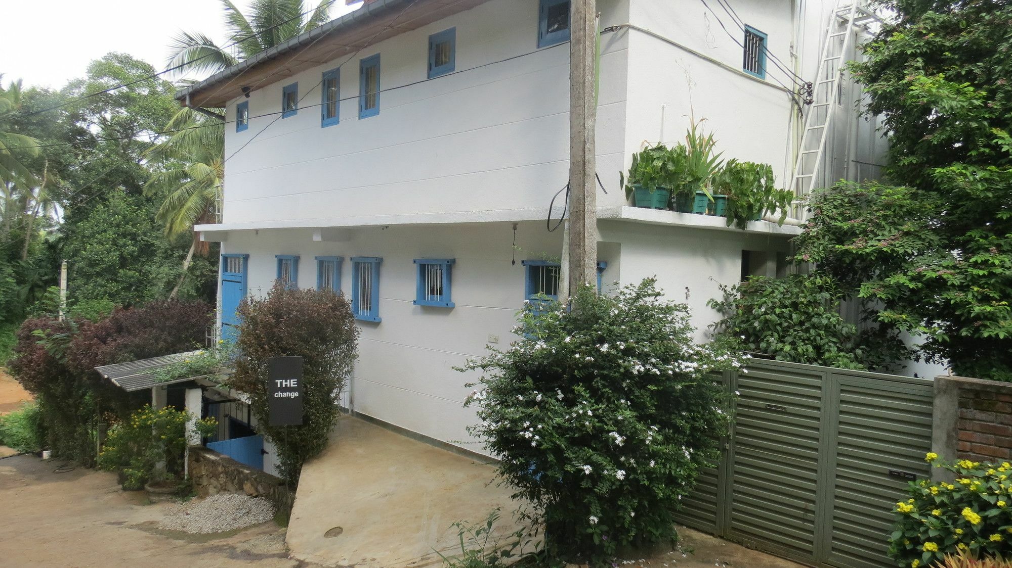 The Change Hotel Kandy Exterior foto