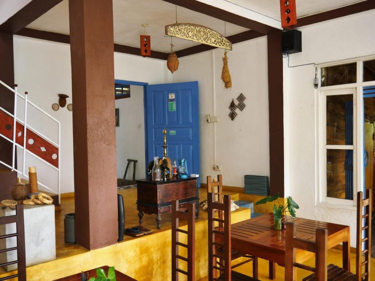 The Change Hotel Kandy Exterior foto